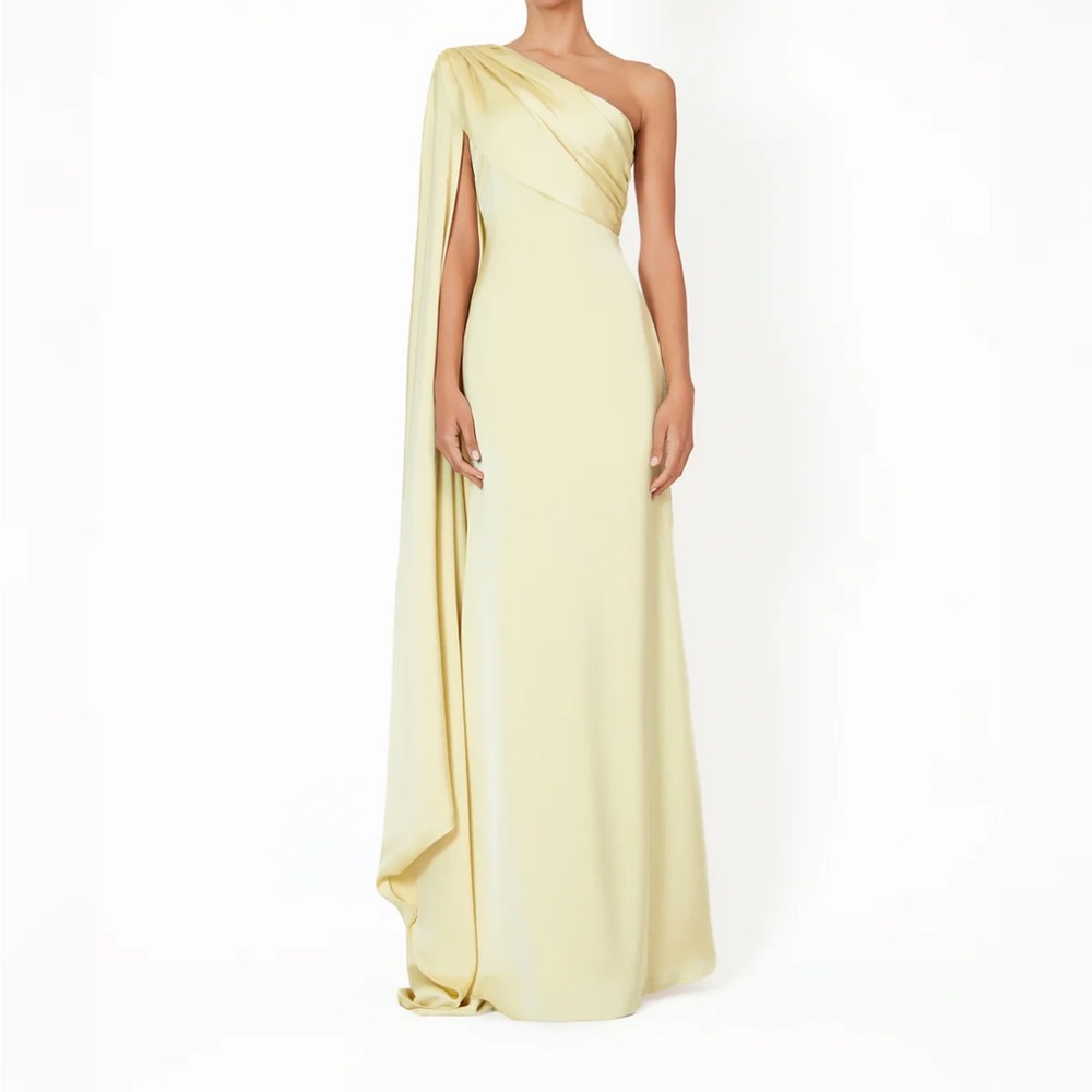 Chic One-Shoulder Maxi Dress in Cream